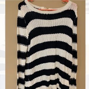 Black & White Knit Sweater w/ Ribbon Accent